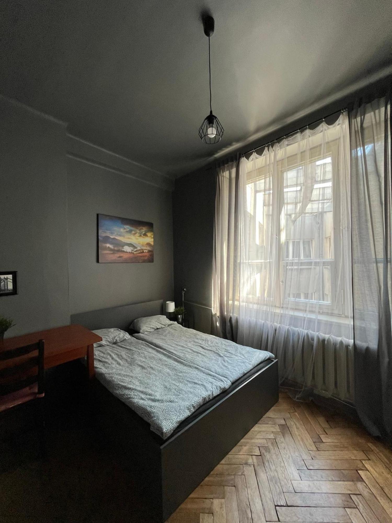 Nice Room In Old Town كراكوفيا المظهر الخارجي الصورة